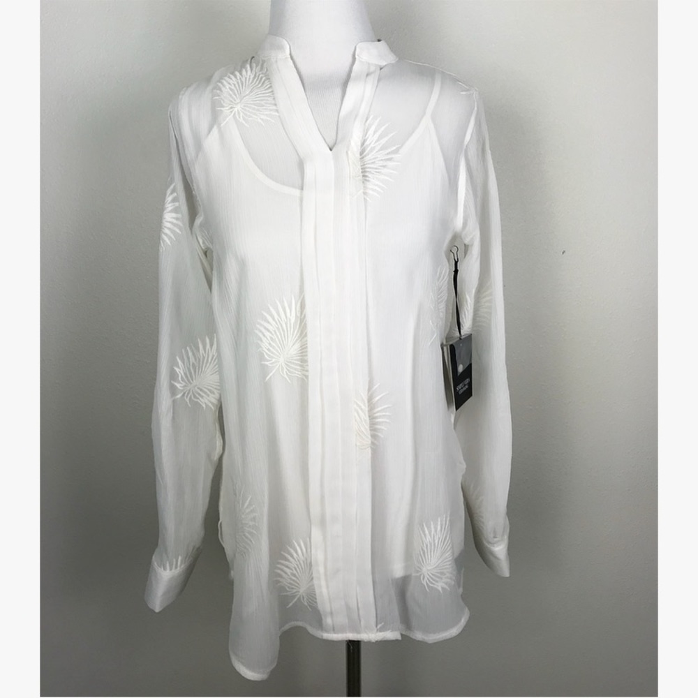 Simply Vera wang Top, Cream Tuck Front Tunic